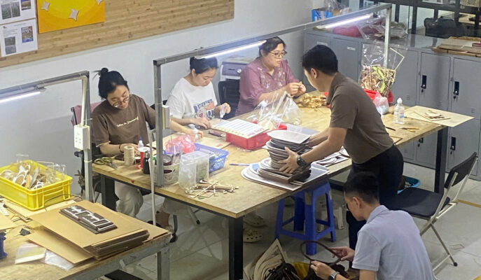 Hình ảnh nhân sự tại NTH hăng say lao động